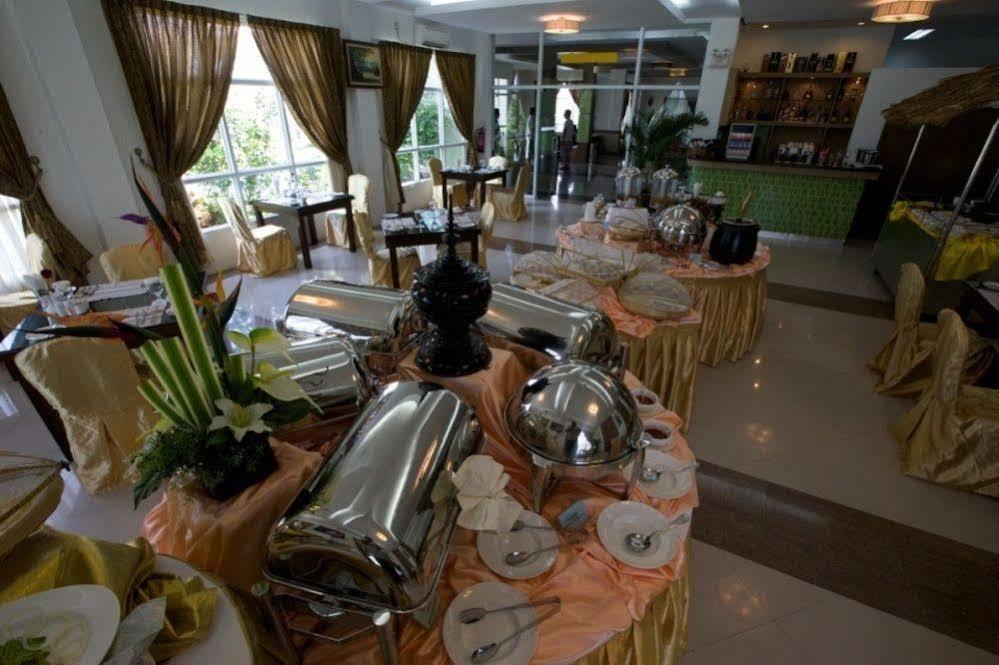 Junction Hotel Nay Pyi Taw Naypyidaw Экстерьер фото